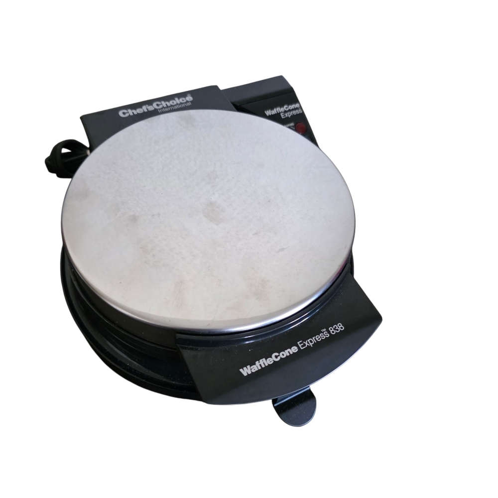 Chef’sChoice (Model 838) International WaffleCone Express Waffle Maker - Tested!